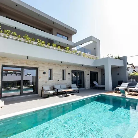 Villa Seafront I 