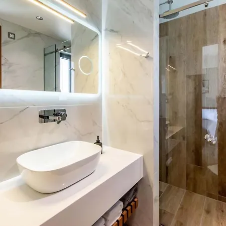 Villa Lusol Seafront - 