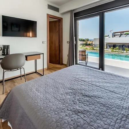 Lusol Seafront - 