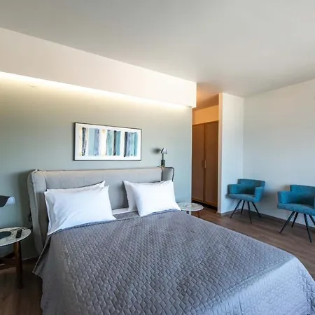 Lusol Seafront - 