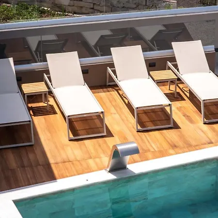 Lusol Seafront - 