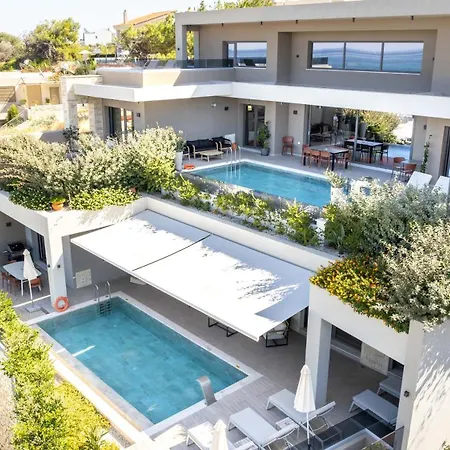 Villa Seafront I 