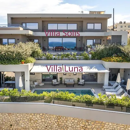 Villa Lusol Seafront - 