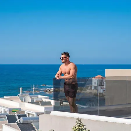Villa Lusol Seafront - 