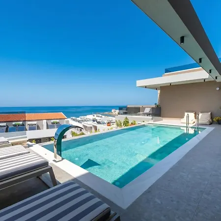 Villa Lusol Seafront - 
