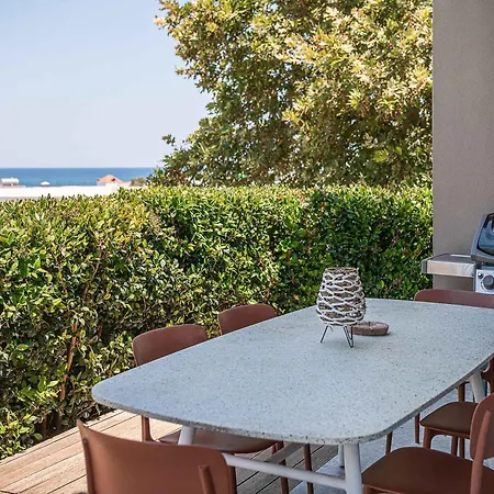 Lusol Seafront - 