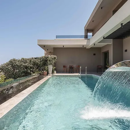 Villa Lusol Seafront - 
