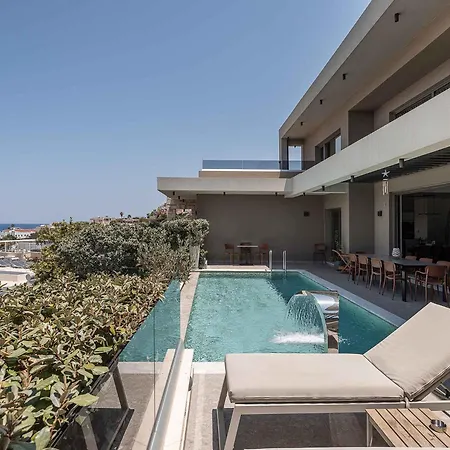 Villa Lusol Seafront - 